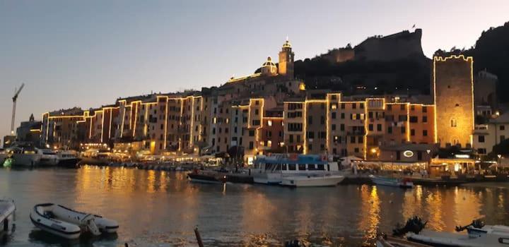 Casa Vacanze Luna Porto Venere Luaran gambar